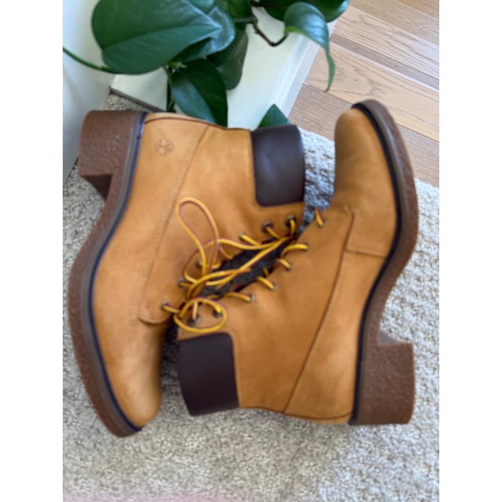 Timberland BRINDA Waterproof Boot Women 7.5 WHEAT Nubuck Lace Up Heel